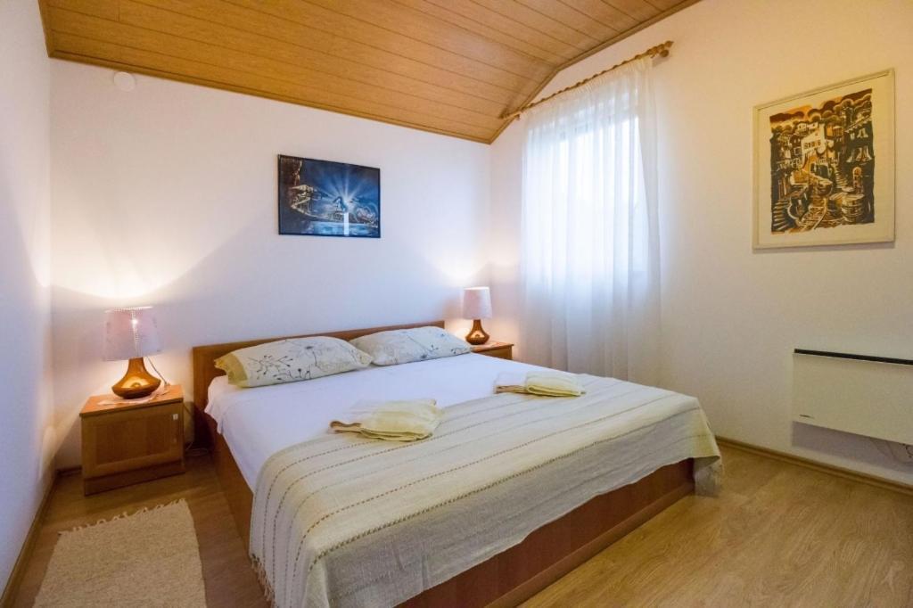 Apartments Mali Lošinj Kültér fotó